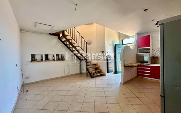 appartamento in vendita a Massa in zona Quercioli