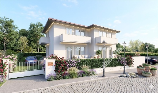 appartamento in vendita a Massa in zona Marina di Massa