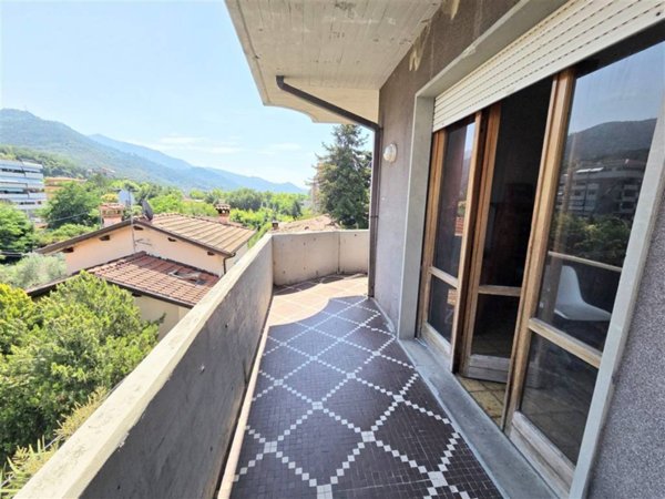 appartamento in vendita a Massa in zona Quercioli