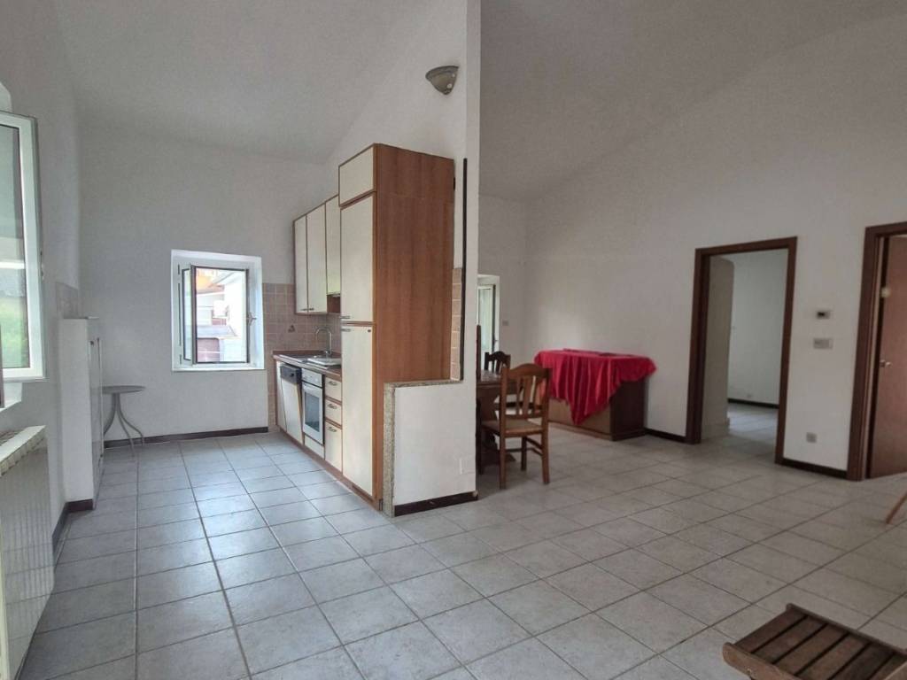 appartamento in vendita a Massa in zona Quercioli