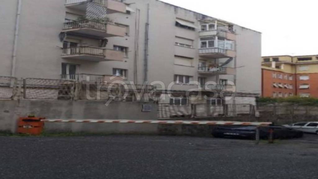 ufficio in vendita a Massa in zona Centro Storico