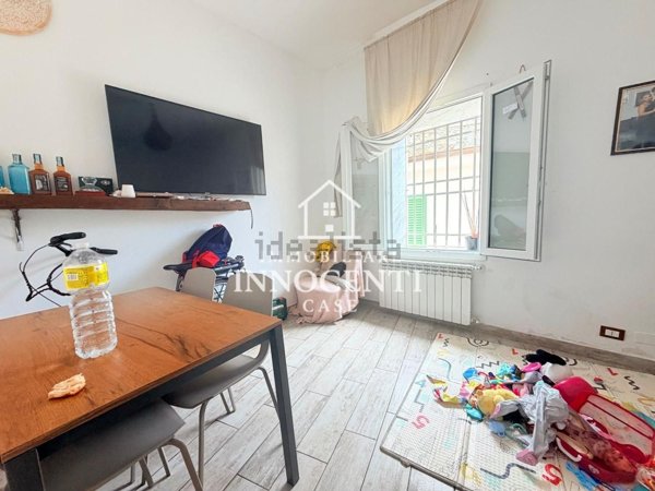 casa indipendente in vendita a Massa