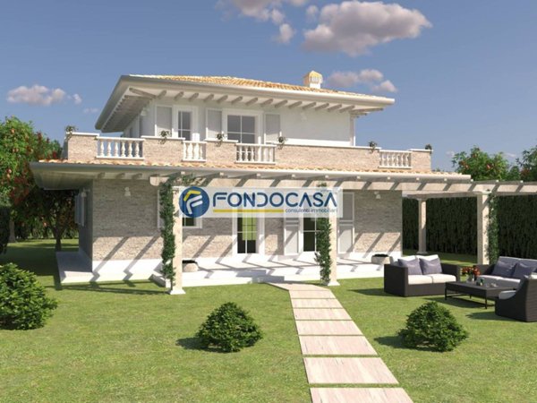casa indipendente in vendita a Massa in zona Marina di Massa