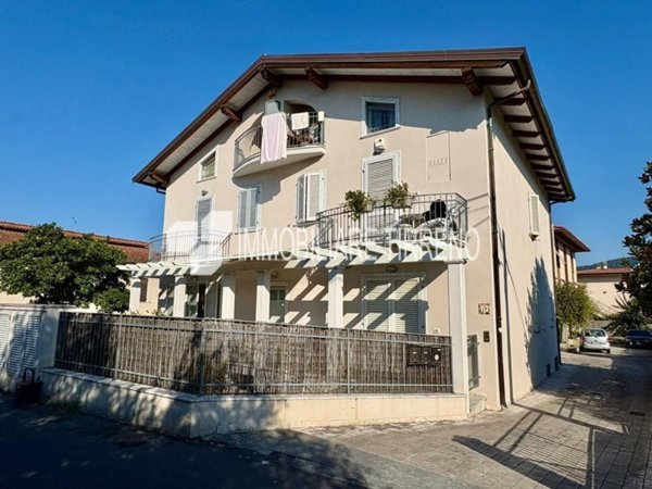 appartamento in vendita a Massa in zona Centro Storico