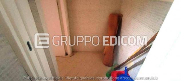 negozio in vendita a Massa