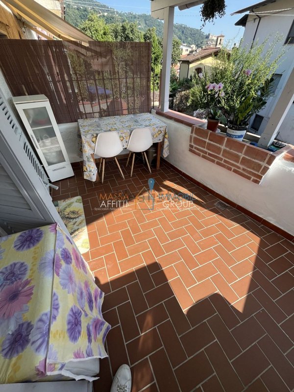 casa indipendente in vendita a Massa in zona Centro Storico