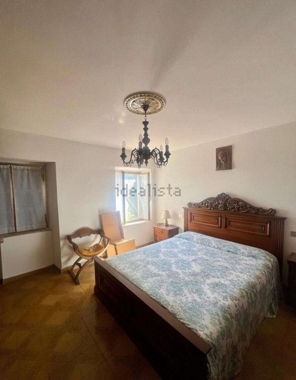appartamento in vendita a Massa in zona Altagnana