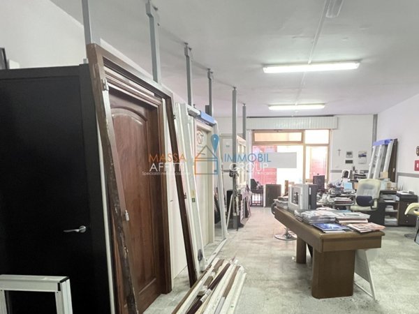 appartamento in vendita a Massa in zona Borgo del Ponte
