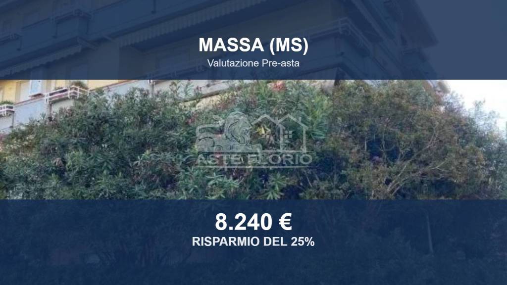 casa indipendente in vendita a Massa in zona Marina dei Ronchi