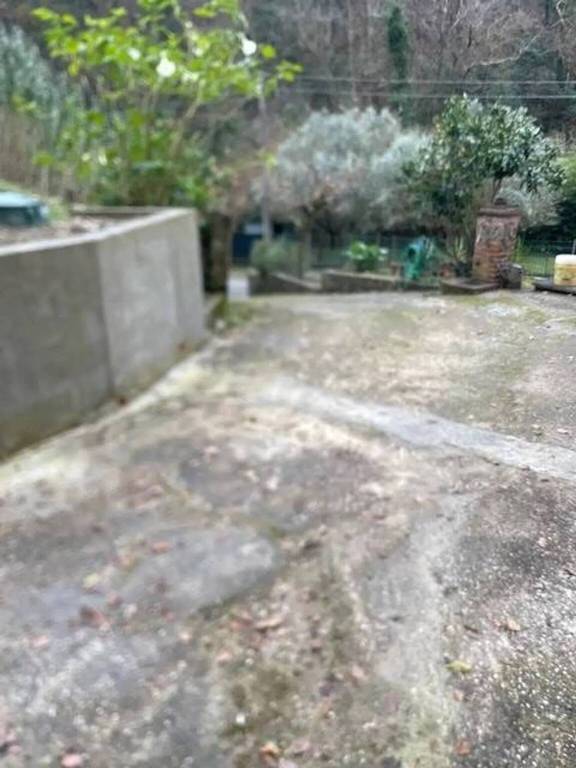 casa indipendente in vendita a Massa in zona Mirteto