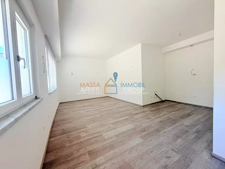 appartamento in vendita a Massa in zona Centro Storico