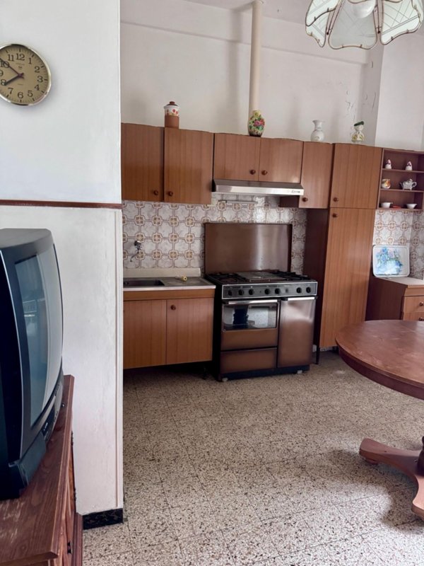 appartamento in vendita a Massa in zona Quercioli