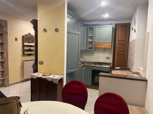appartamento in vendita a Massa in zona Candia