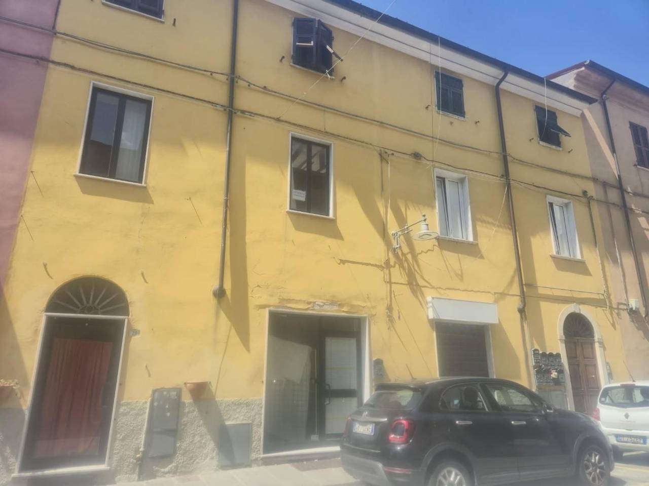 appartamento in vendita a Massa in zona Centro Storico