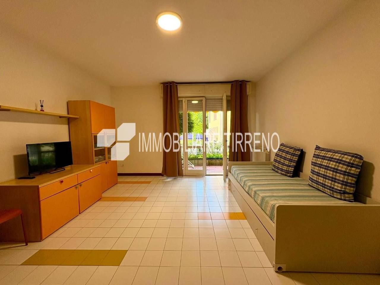 appartamento in vendita a Massa in zona Marina di Massa