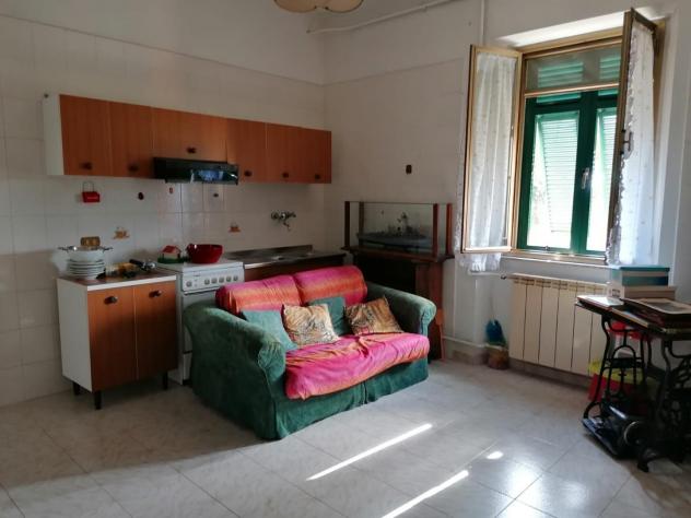 appartamento in vendita a Massa in zona Romagnano