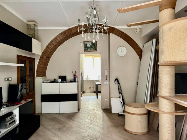 casa indipendente in vendita a Massa in zona Centro Storico