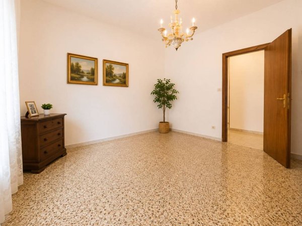appartamento in vendita a Massa