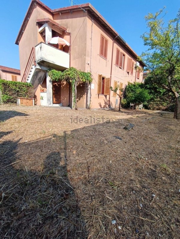 appartamento in vendita a Massa