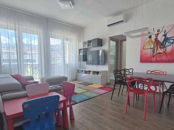 appartamento in vendita a Massa in zona Centro Storico