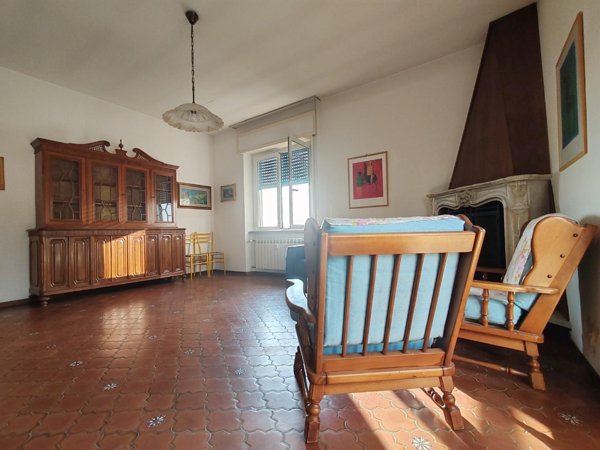 appartamento in vendita a Massa in zona Centro Storico