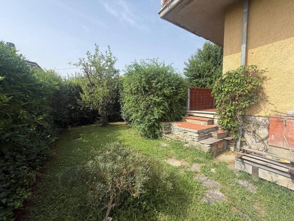 appartamento in vendita a Massa in zona Romagnano