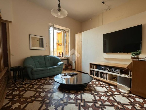 casa indipendente in vendita a Massa in zona Quercioli