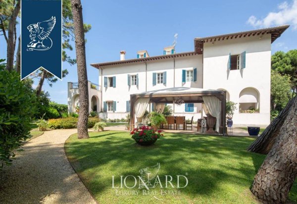 casa indipendente in vendita a Massa
