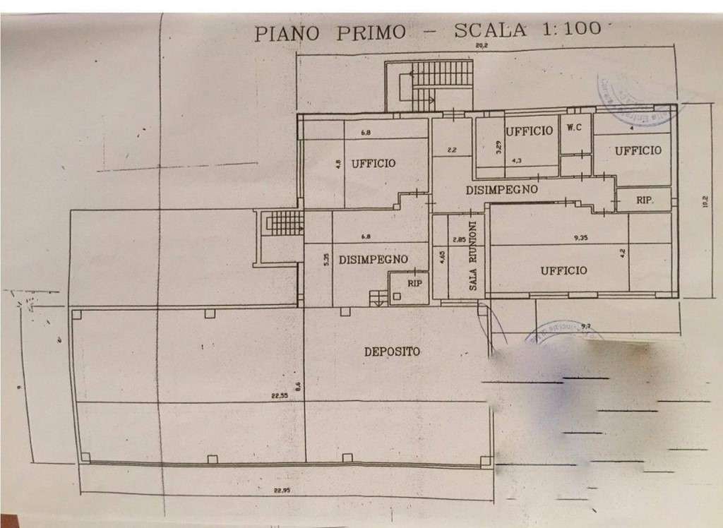 locale di sgombero in vendita a Massa