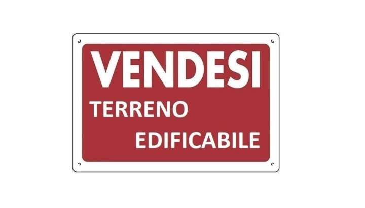 capannone in vendita a Massa in zona Centro Storico