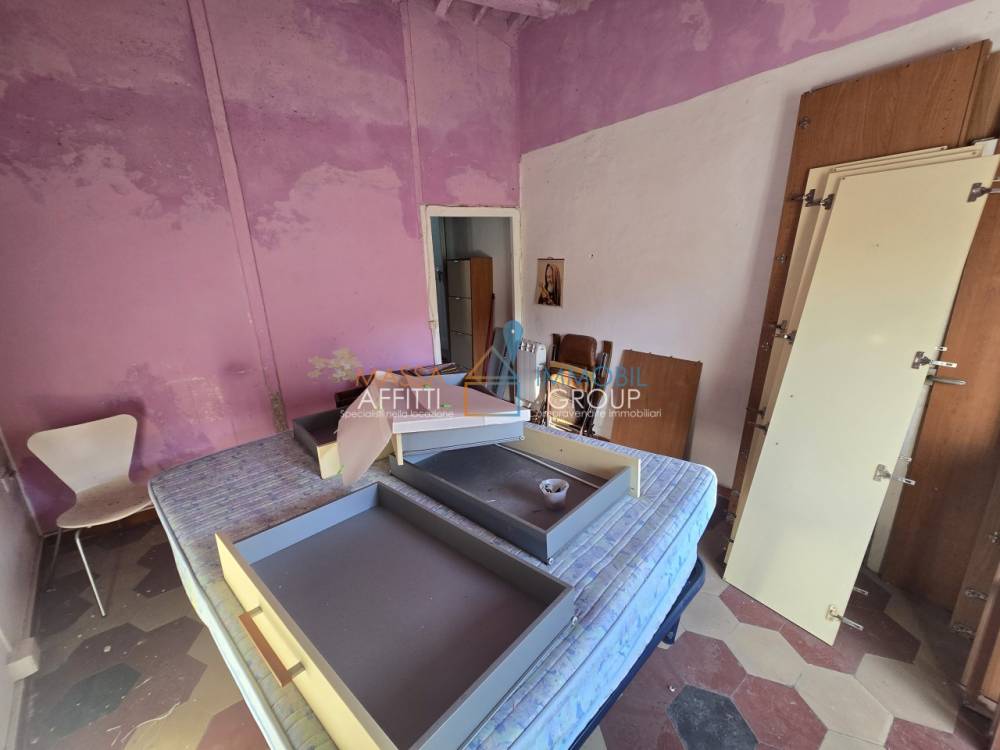 appartamento in vendita a Massa in zona Centro Storico