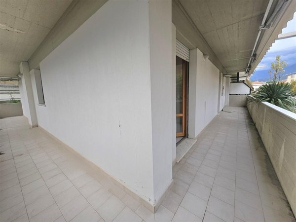 appartamento in vendita a Massa in zona Quercioli