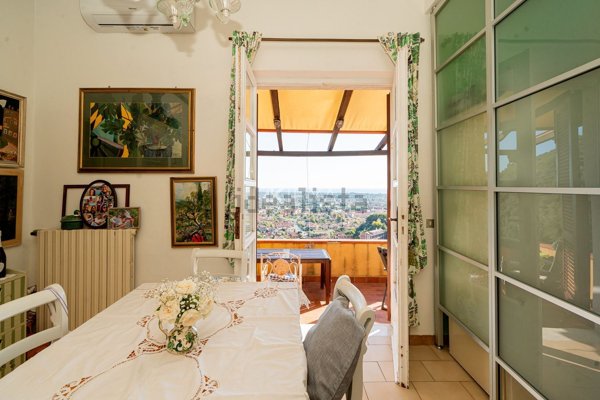 casa indipendente in vendita a Massa in zona Centro Storico