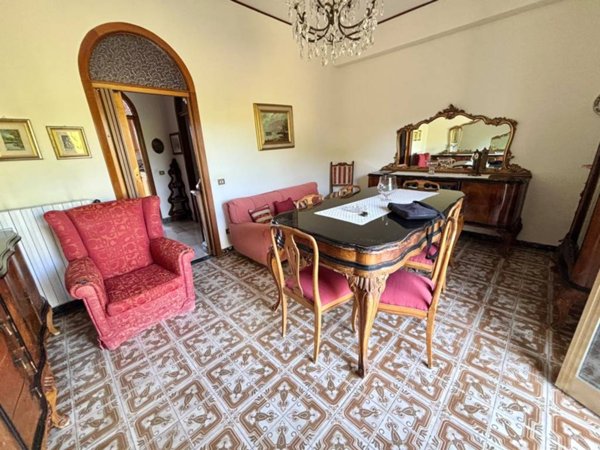 appartamento in vendita a Massa in zona Quercioli