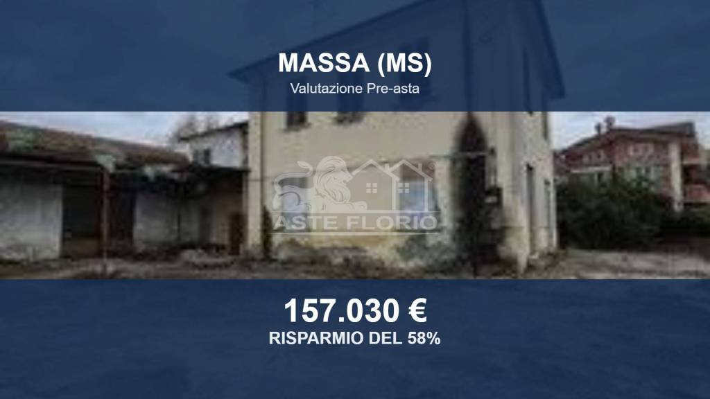 casa indipendente in vendita a Massa in zona Quercioli