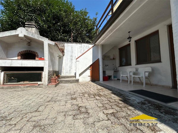 esavano in vendita a Massa in zona Centro Storico