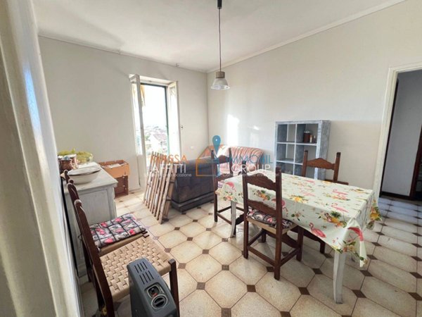 appartamento in vendita a Massa in zona Centro Storico