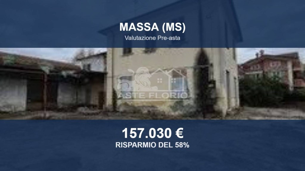 casa indipendente in vendita a Massa in zona Quercioli