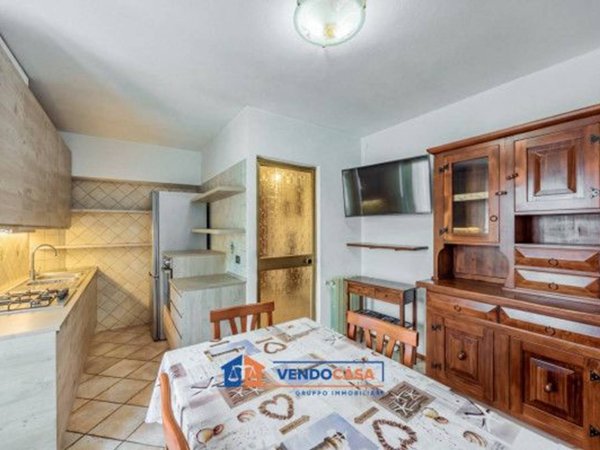 appartamento in vendita a Massa in zona Mirteto