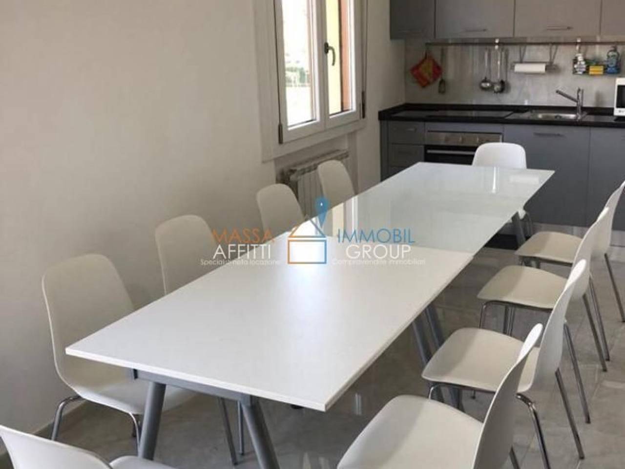appartamento in vendita a Massa in zona Marina dei Ronchi