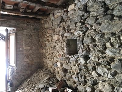 casa indipendente in vendita a Massa in zona Centro Storico
