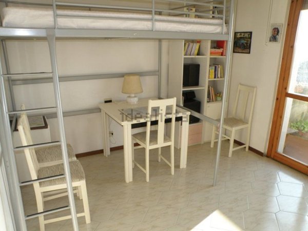 appartamento in vendita a Massa in zona Romagnano