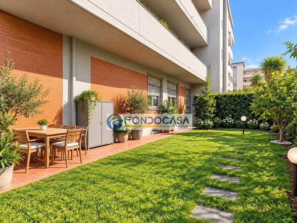 appartamento in vendita a Massa in zona Centro Storico