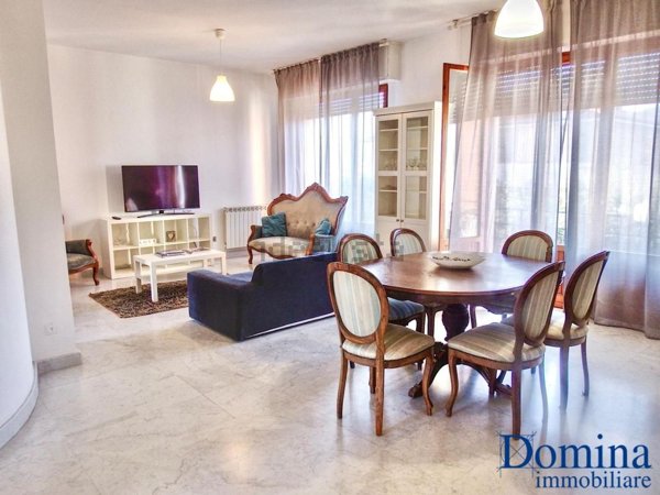 appartamento in vendita a Massa in zona Marina dei Ronchi