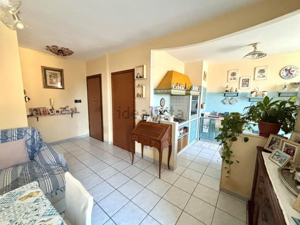 appartamento in vendita a Massa in zona Candia