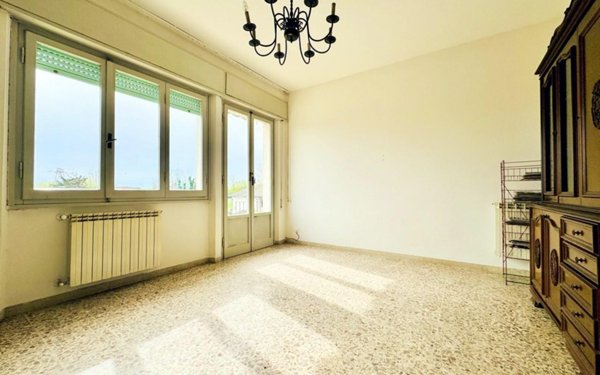 appartamento in vendita a Montignoso in zona Renella