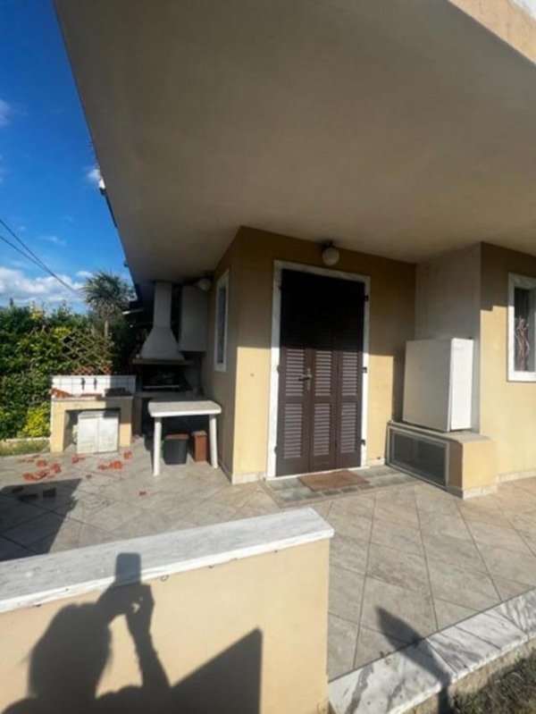 casa indipendente in vendita a Montignoso in zona Cinquale