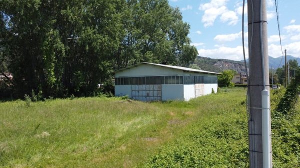 appartamento in vendita a Montignoso in zona Renella