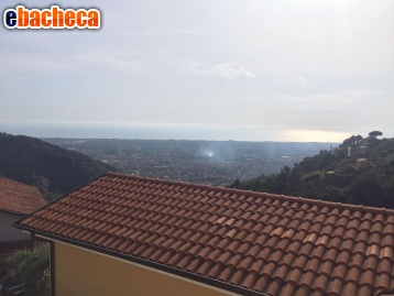 casa indipendente in vendita a Montignoso in zona Serra