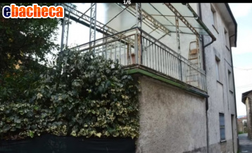 casa indipendente in vendita a Montignoso